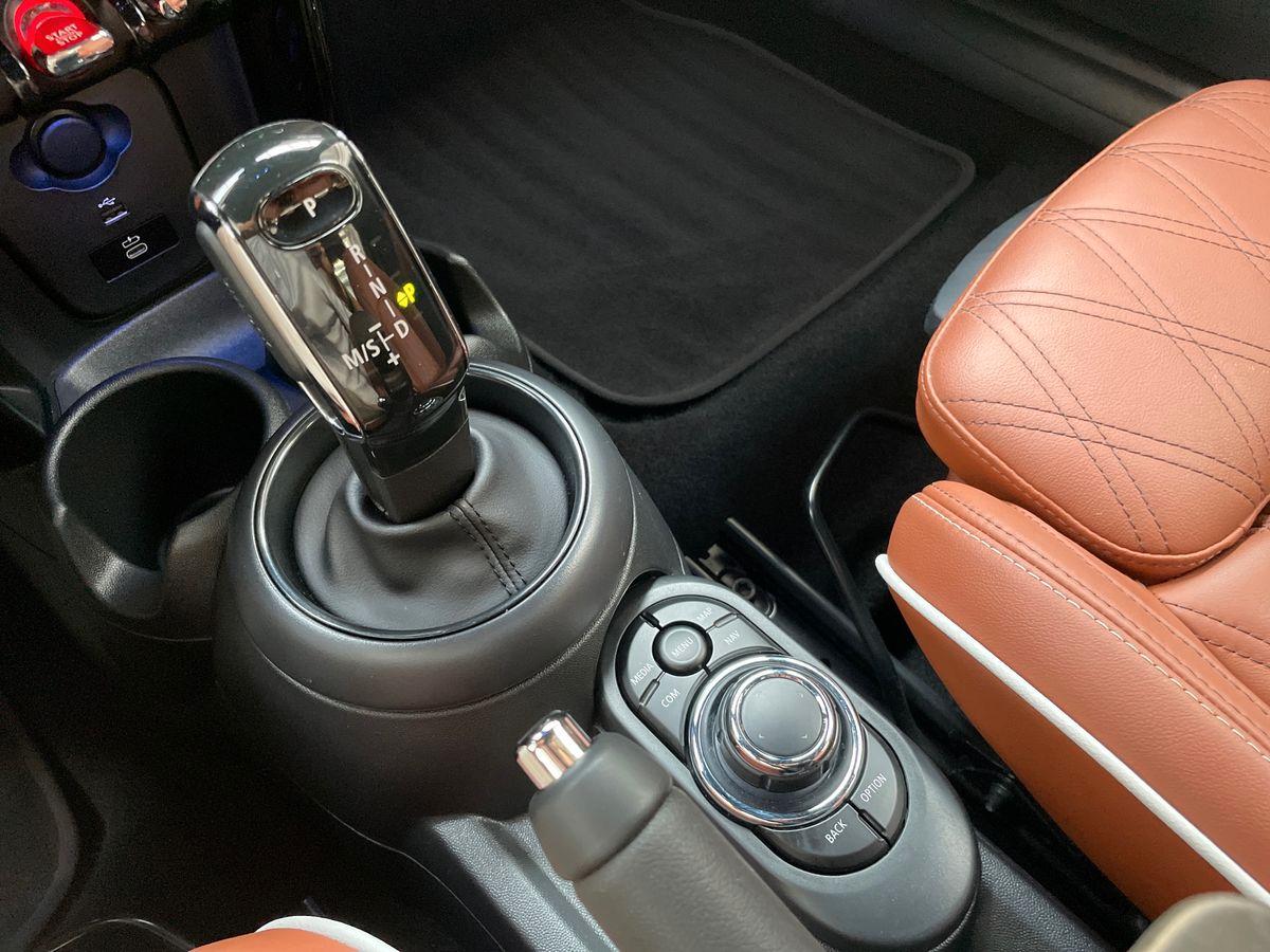 MINI Mini IV F56 2021 3p - Mini 3p 1.5 Cooper Yours Premium Plus Package auto