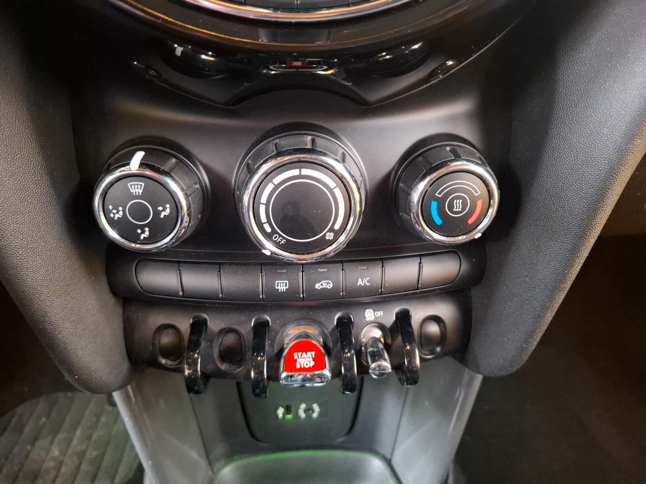 Mini 1.2 One Boost 75cv vetri privacy