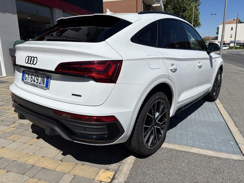 Audi Q5 Sportback 40 2.0 tdi mhev 12V S line quattro s-tronic MATRIX-NAVI-20"