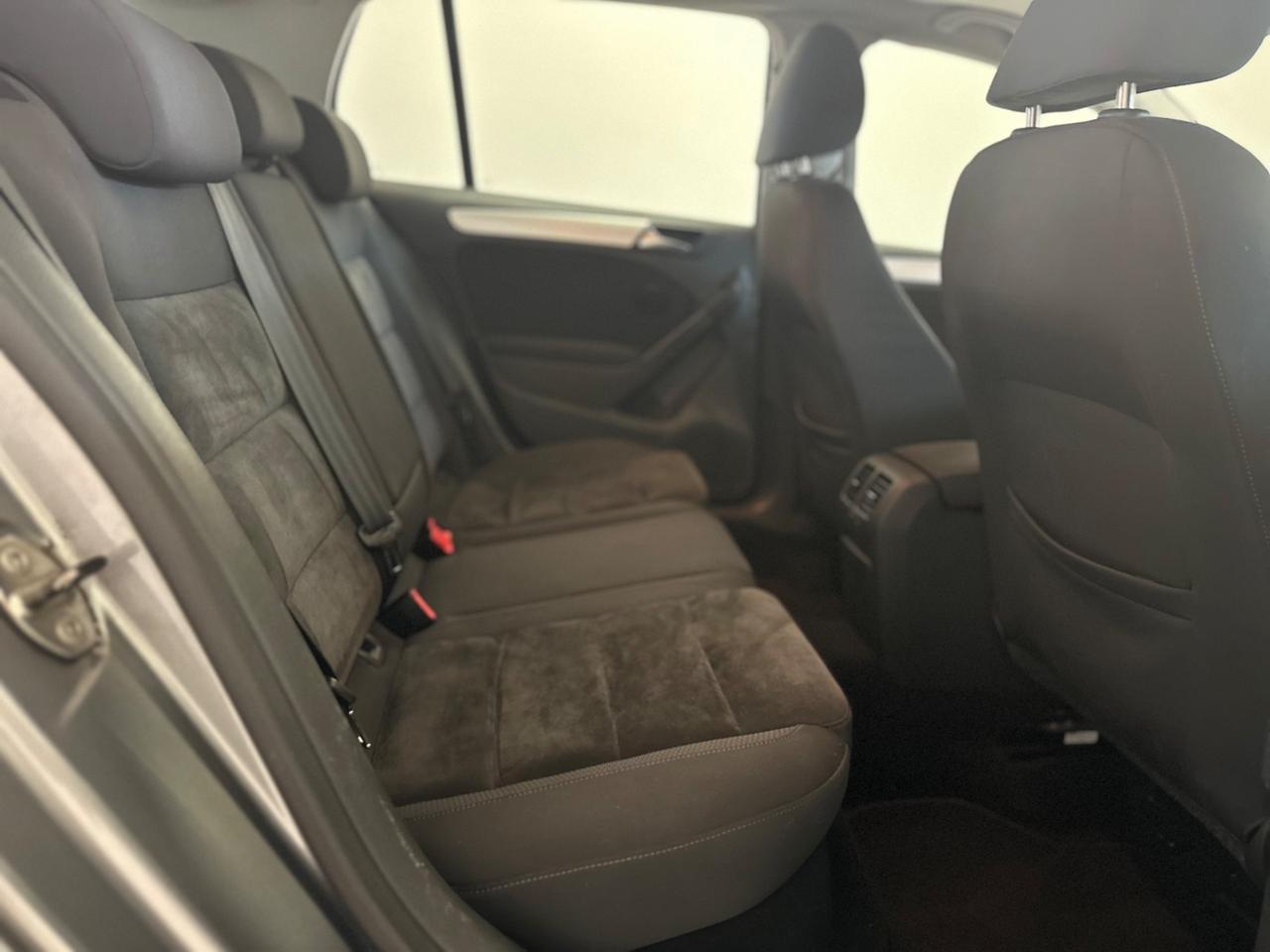 Volkswagen Golf 1.6 TDI DPF 5p. Highline