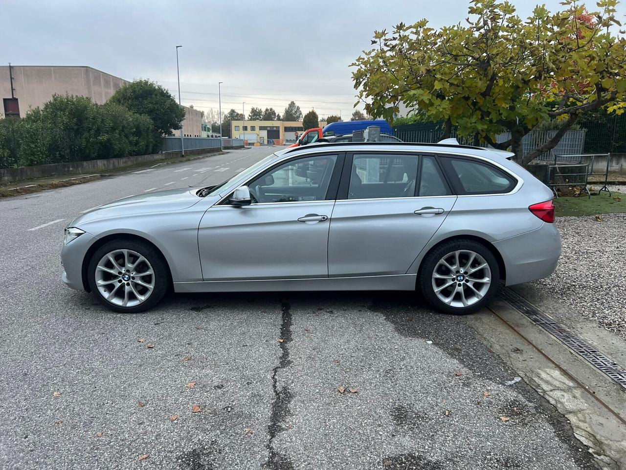 Bmw 320 320d Touring Luxury