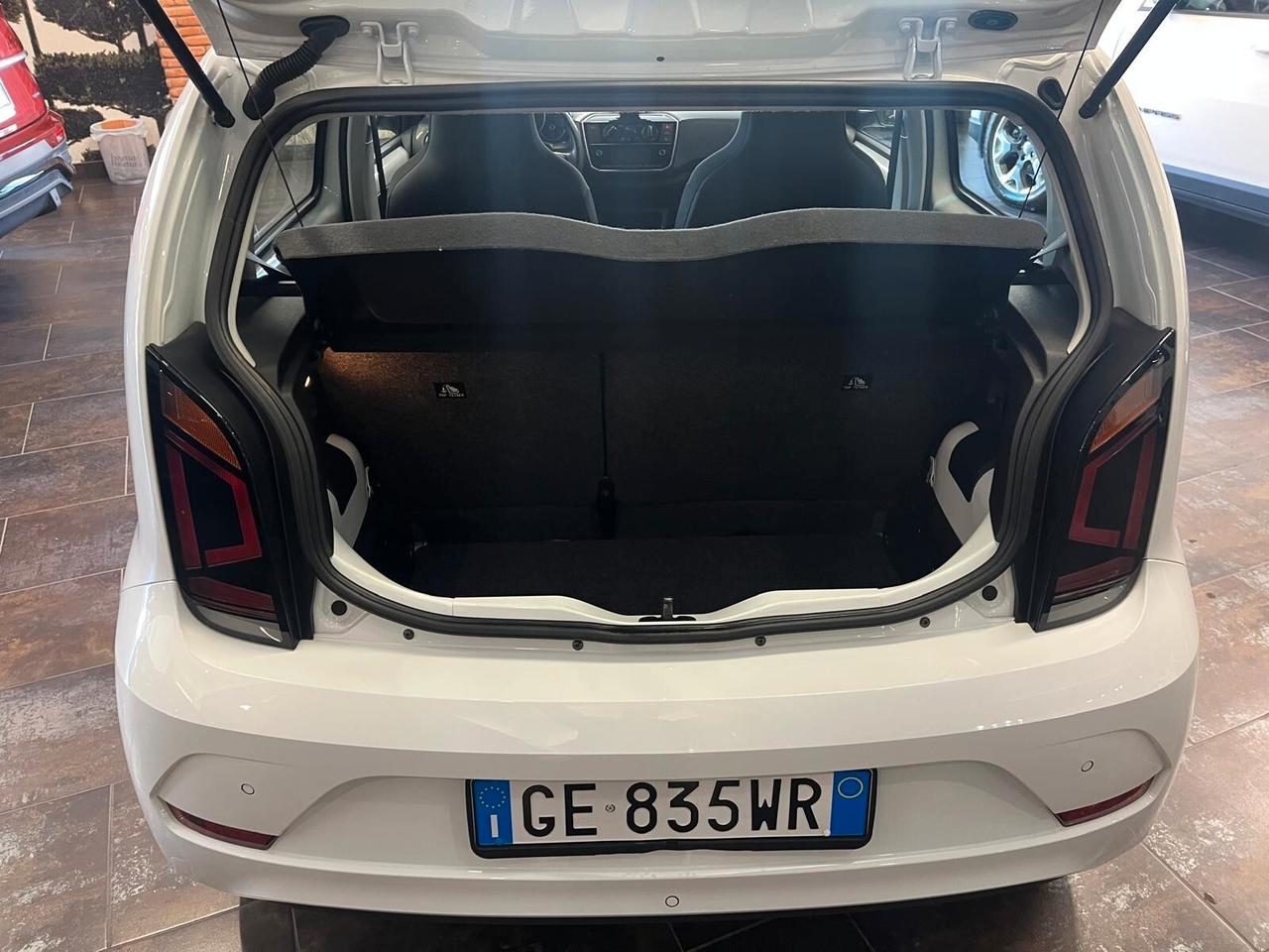 Volkswagen up! 1.0 5p. EVO beats BlueMotion Technology