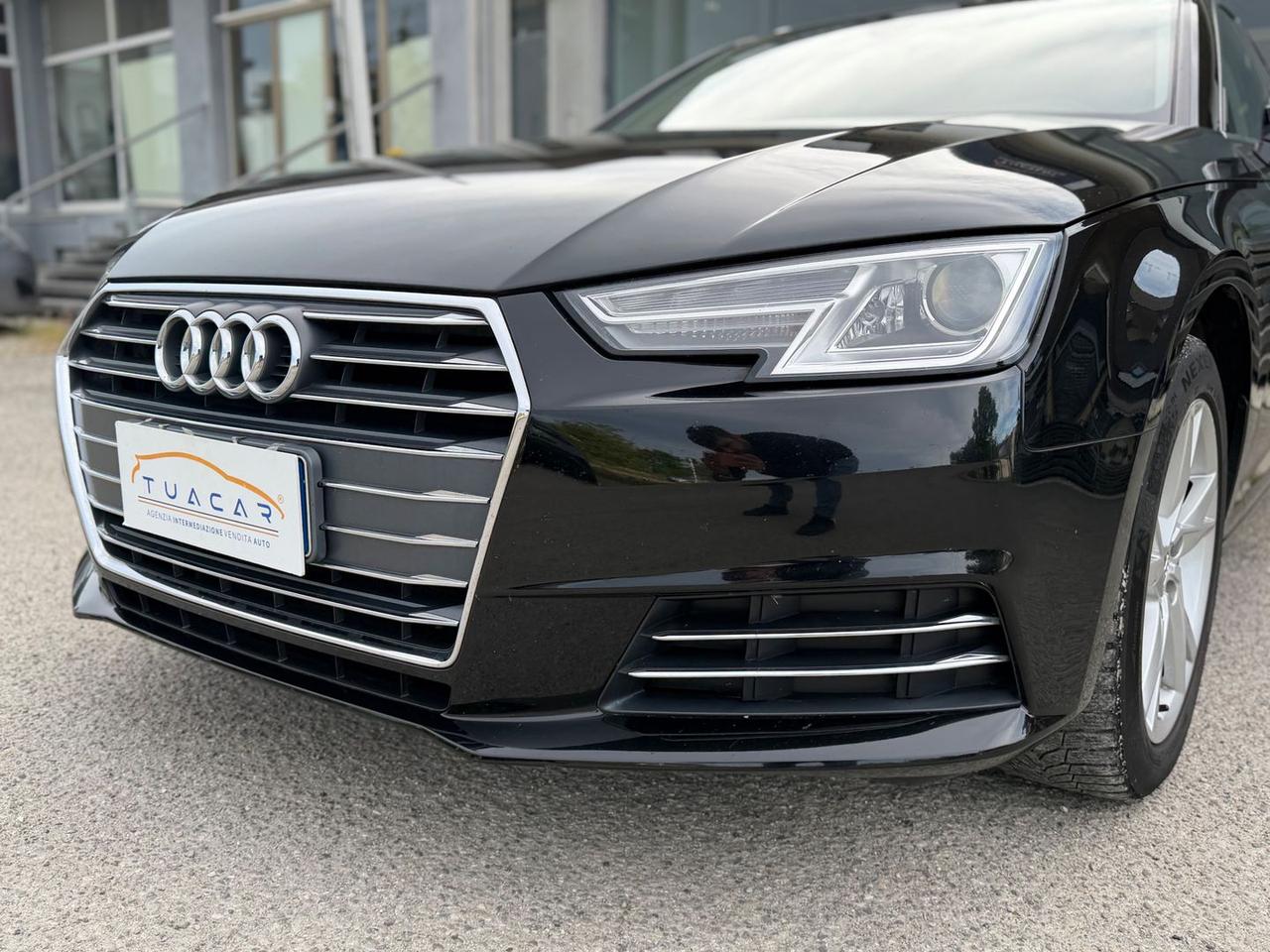 Audi A4 Business Sport 2.0 35 TDI #10742