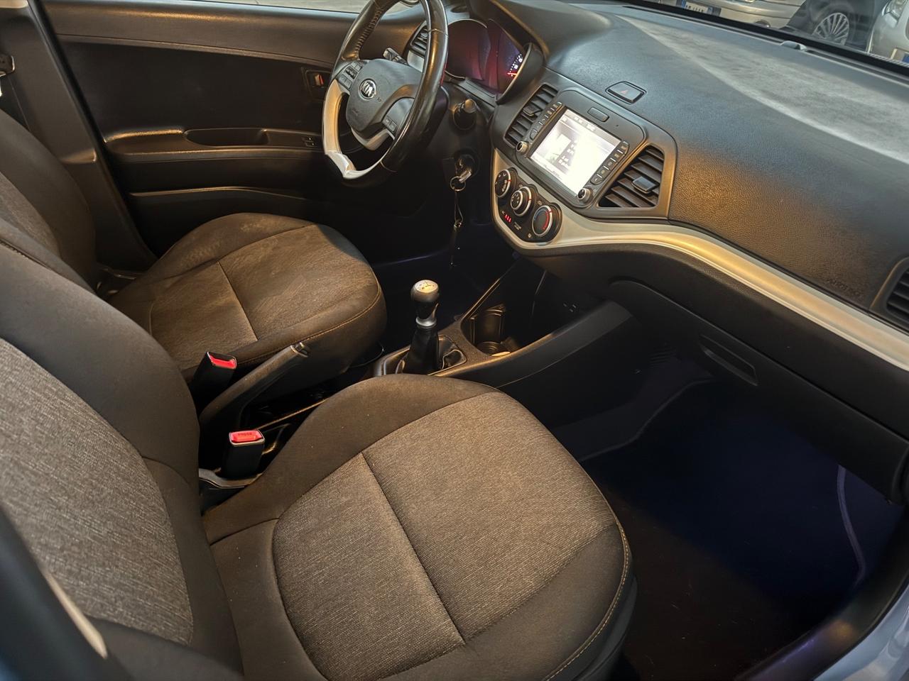 Kia Picanto 1.0 GPL 5 porte NEOPATENTATI