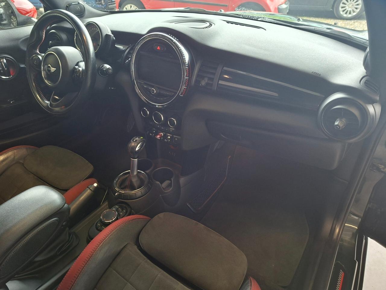 MINI John Cooper Works 2.0 BENZINA / FULL OPTIONAL / 230CV / EURO 6B
