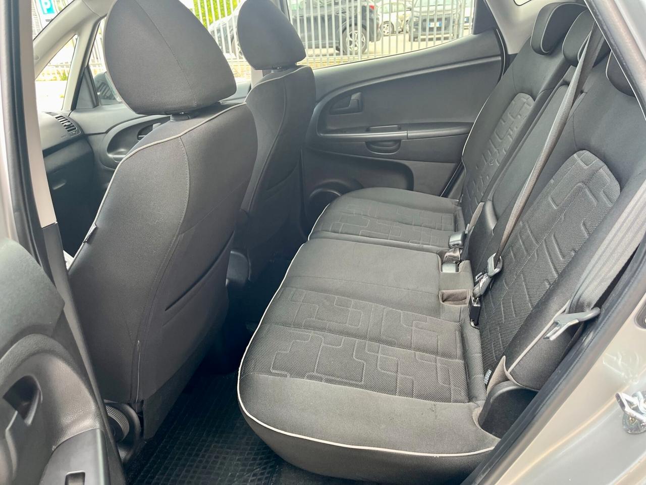 Kia Venga 1.4 CRDi 90cv