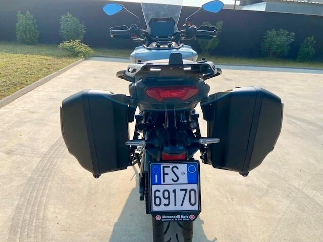 Yamaha Tracer 9 GT - Y-AMT -2025 KM 1.600 GARANZIA 06-2032