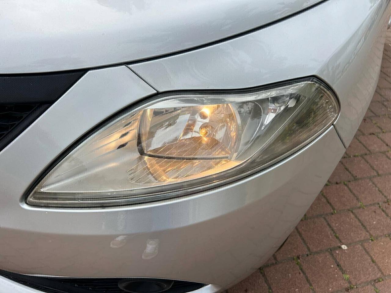 Lancia Ypsilon 1.2 69 CV 5 porte S&S Platinum