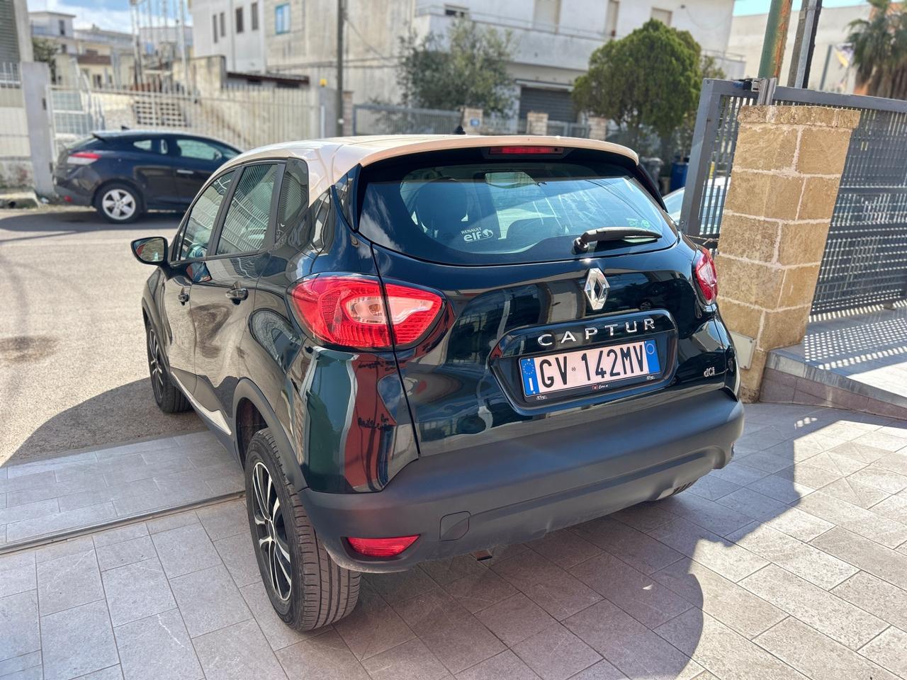 Renault Captur 1.5 90 CV Energy Intens-2018/NAVI/BICOLORE
