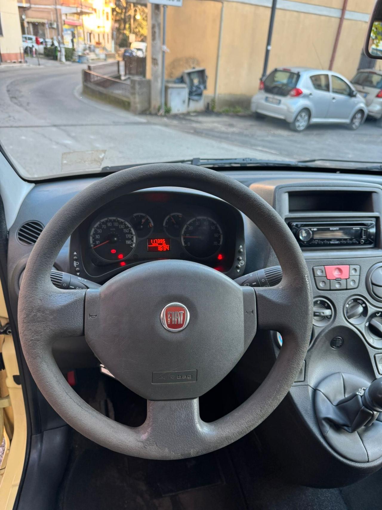 Fiat Panda 1.2 Active 69 cv E5, UNIPRO, OK NEOPATENTATI, DISTRIBUZIONE APPENA ESEGUITA