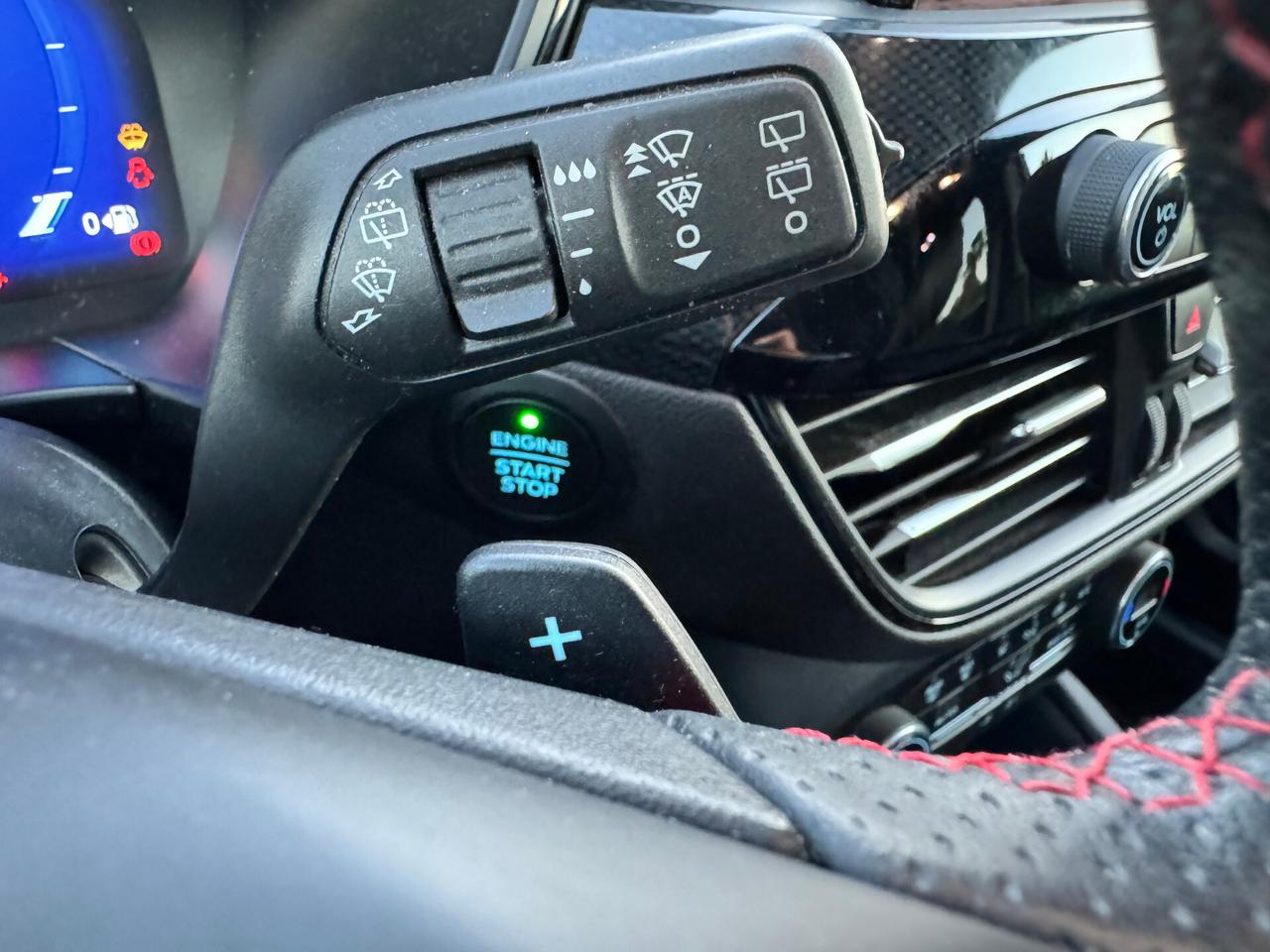 Ford Kuga 1.5 TDCI 120 CV S&S 2WD ST-Line