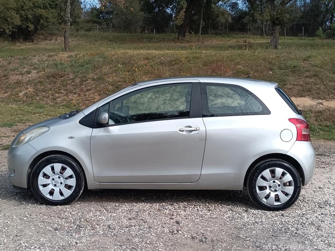 Toyota Yaris 1.0 3 porte