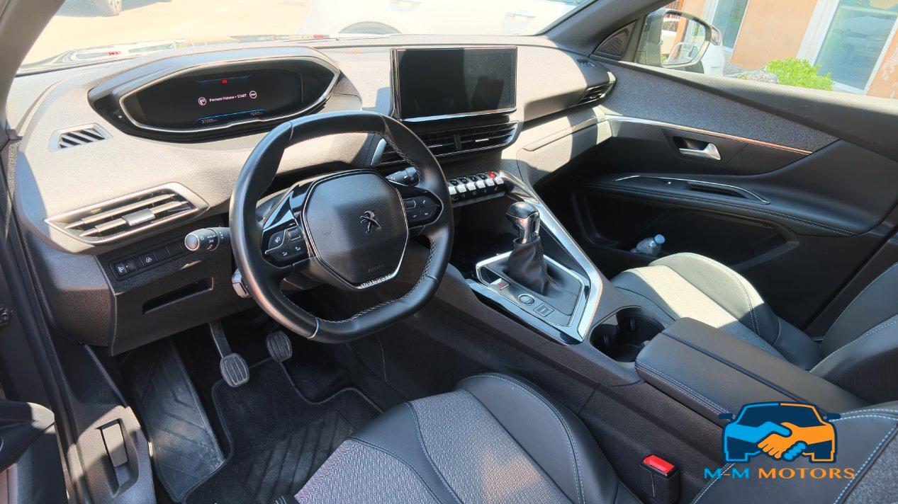 Peugeot 3008 30080 Allure Pack 130cv