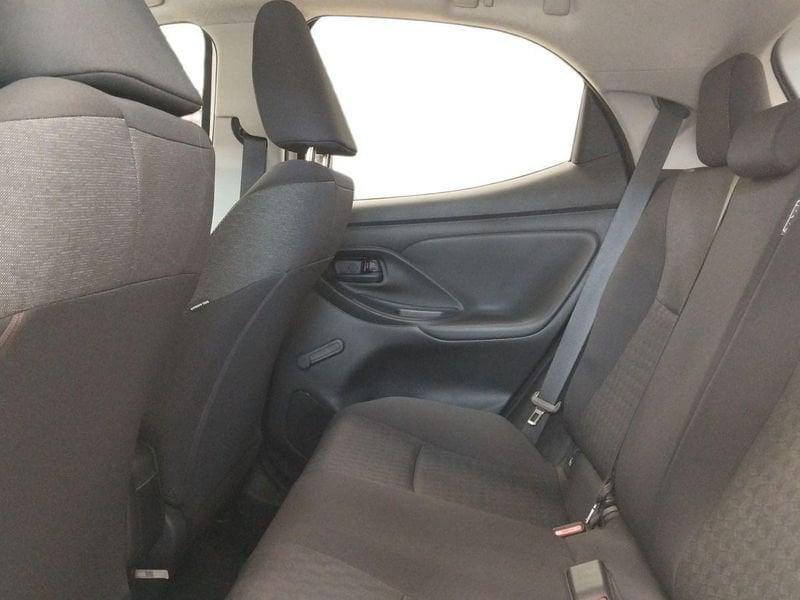 Toyota Yaris Hybrid Active MY22