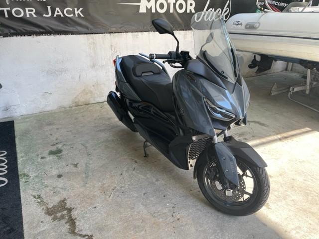 Yamaha X-Max 300 TECH MAX