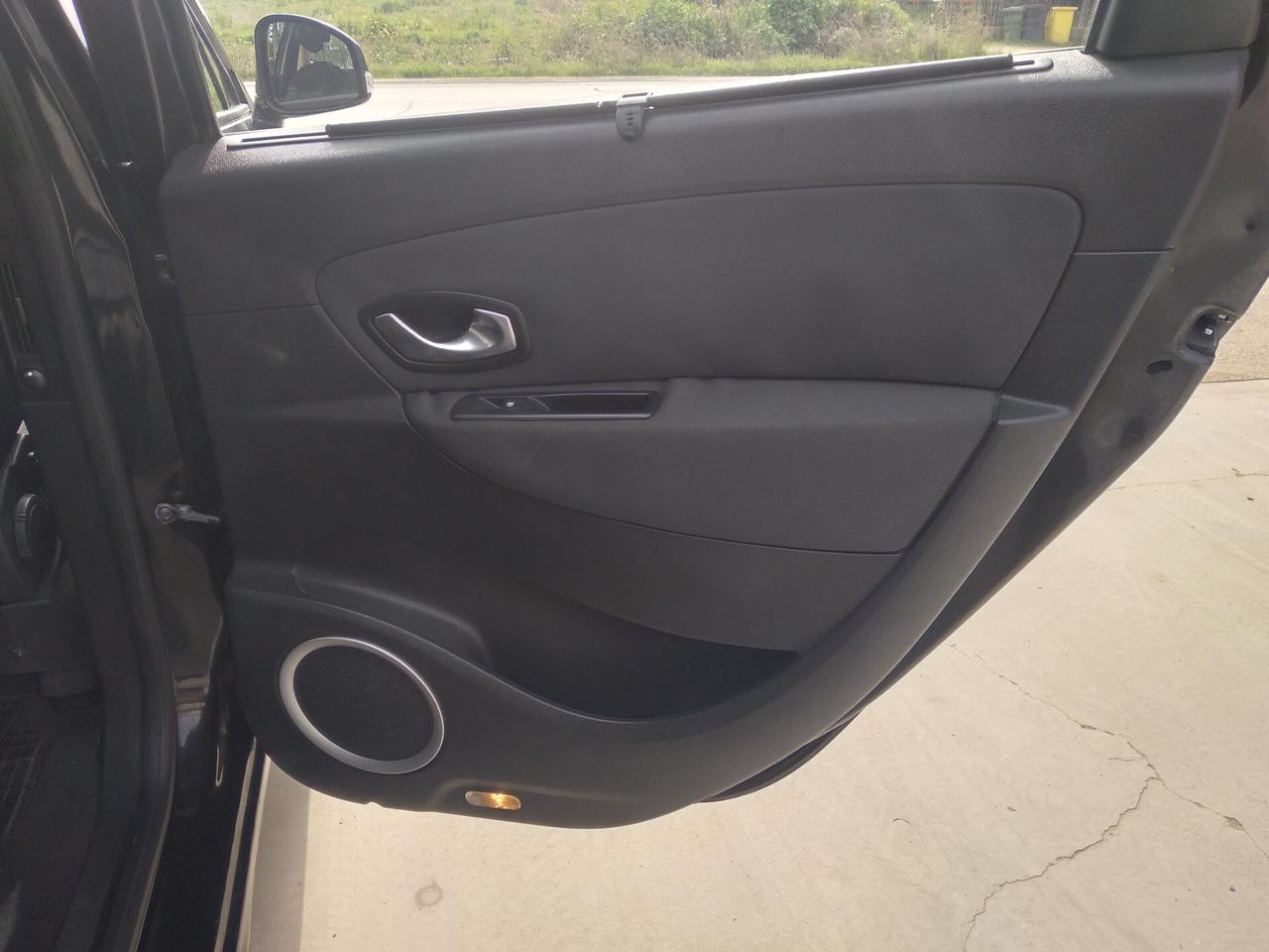 Renault Scenic Scénic X-Mod 1.5 dCi 110CV Luxe