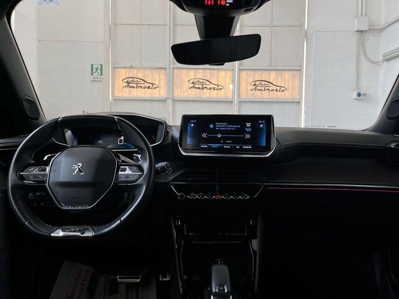 Peugeot 2008 BlueHDi 130 EAT8 GT Line S&S aut. Tua 239,00 al mese