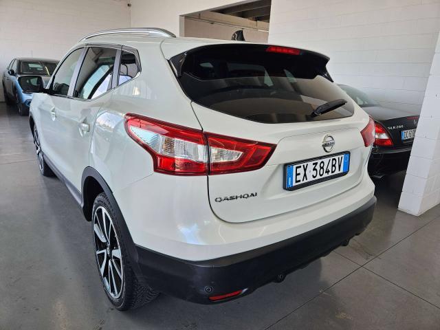 Nissan Qashqai 1.6 dci 130cv AUT. TETTO PANPANORAMICO