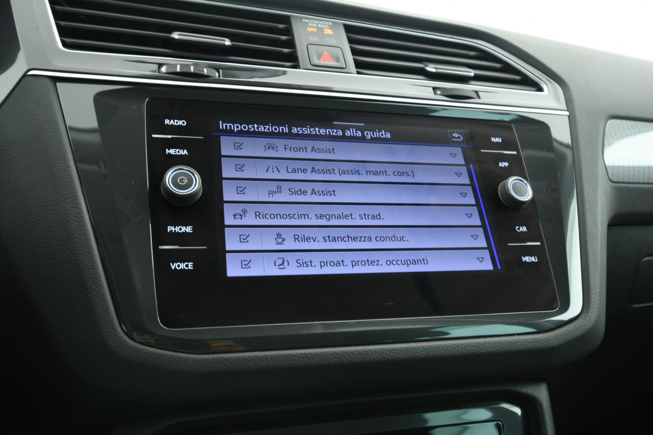 VOLKSWAGEN Tiguan 2.0 tdi Life 150cv dsg ACC+LED+C17"