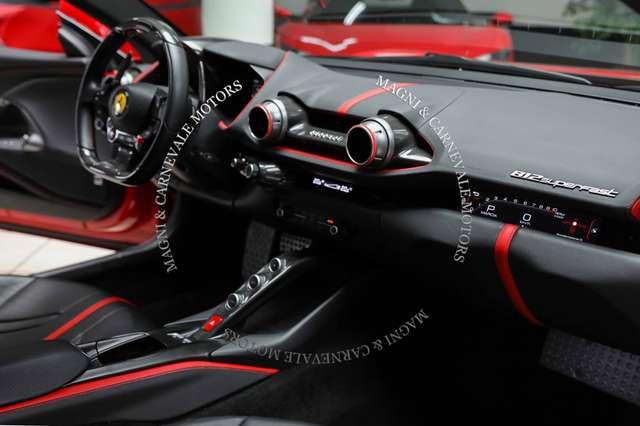 Ferrari 812 SUPERFAST|LIFT SYSTEM|DISPLAY PASS|HI-FI|APPLE