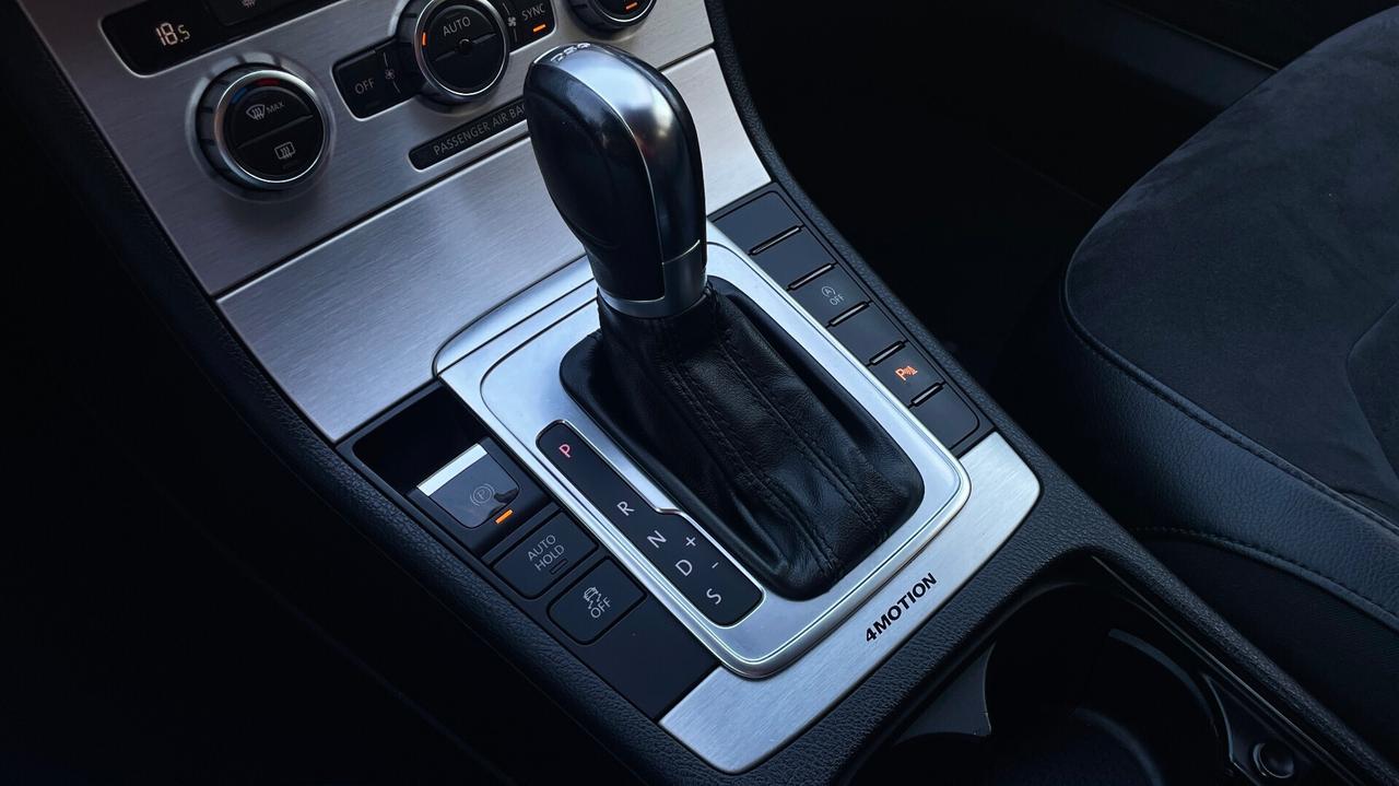 VOLKSWAGEN PASSAT VARIANT 2.0 HIGH BMT 4 MOTION TDI DSG 170 CV - PELLE, SEDILI RISCALDATI