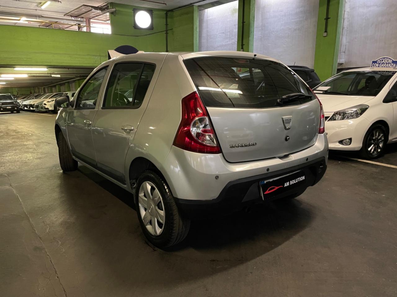 Dacia Sandero 1.2 Neopatentati Euro 5 (Sensori di parcheggio)