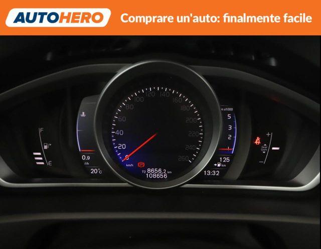 VOLVO V40 D2 R-design