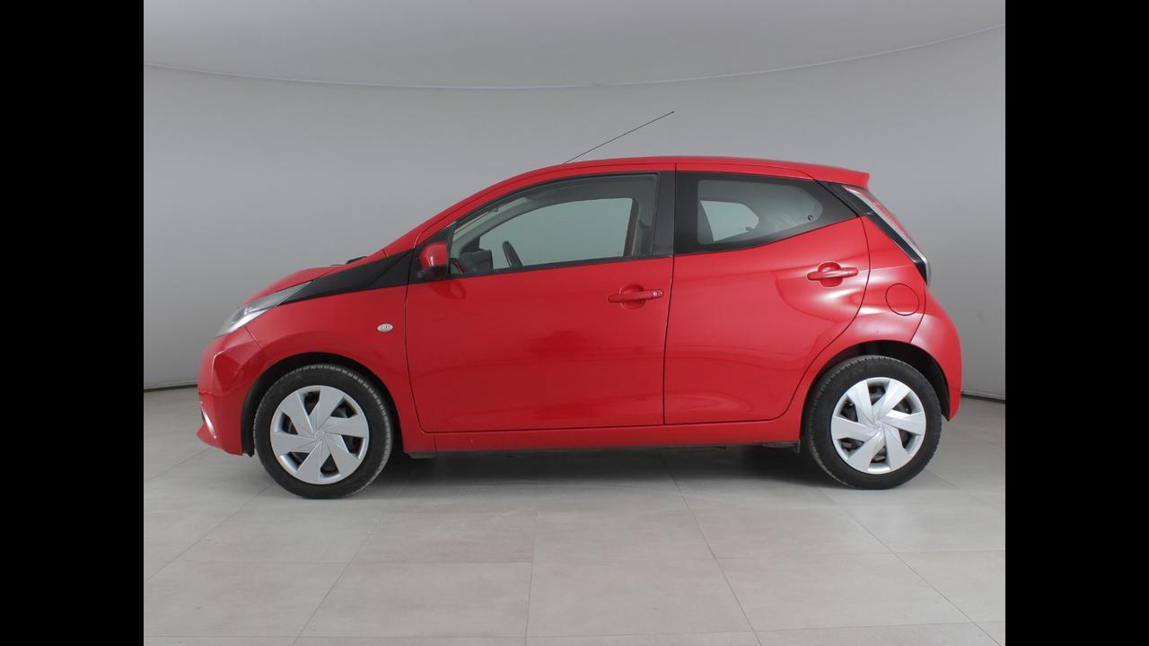 TOYOTA Aygo II 2014 - Aygo 5p 1.0 x-play