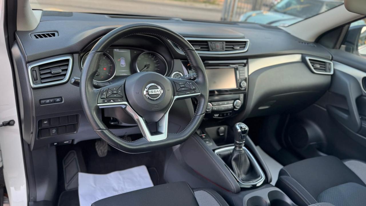 Nissan Qashqai 1.5 dCi N-Connecta