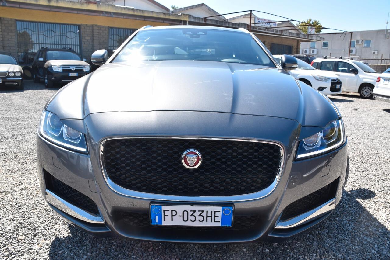 Jaguar XF Sportbrake 4X4 2.0D 180CV AWD automatica Prestige NAVI CRUISE SENSORI CAM PELLE BT