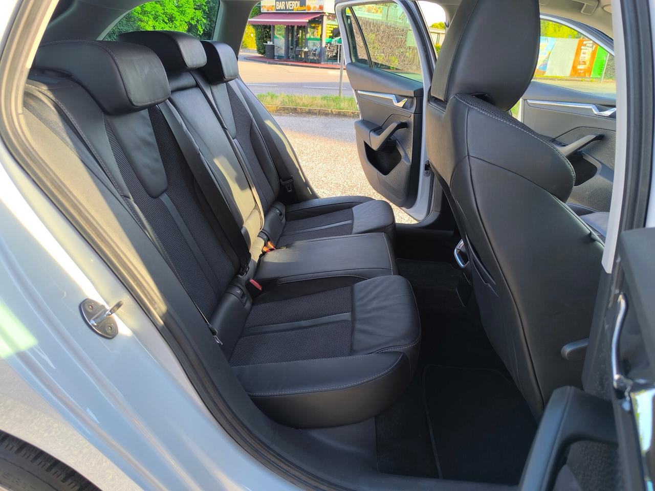 Skoda Octavia 2.0 TDI EVO SCR 150 CV DSG Wagon Style