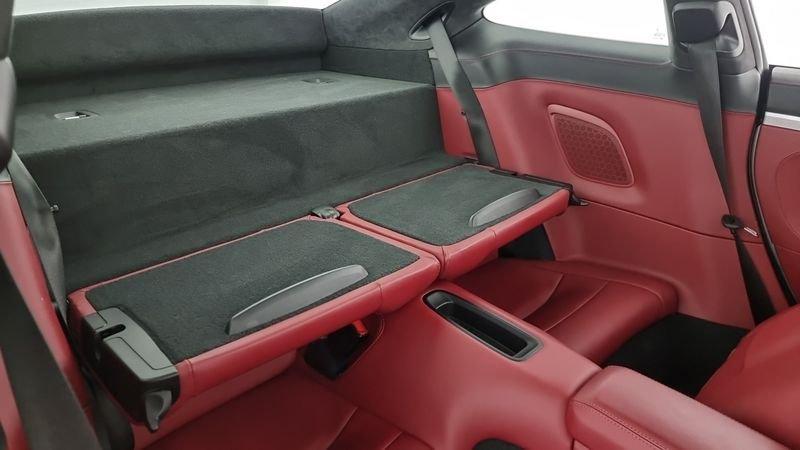 Porsche 911 911 3.0 Carrera 4 Coupé