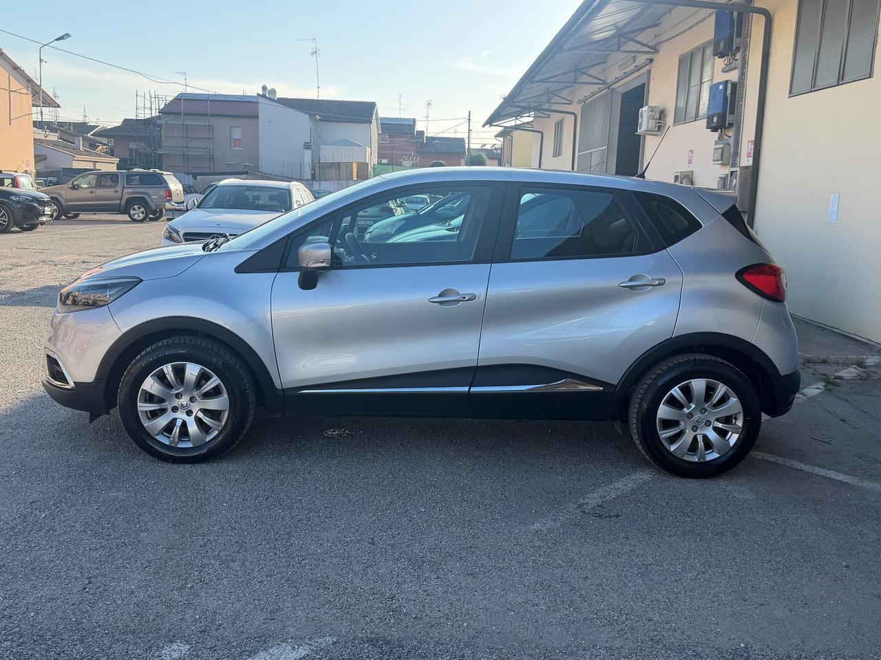 Renault Captur 1.5 dCi 8V 90 CV R-Link Neopatentati