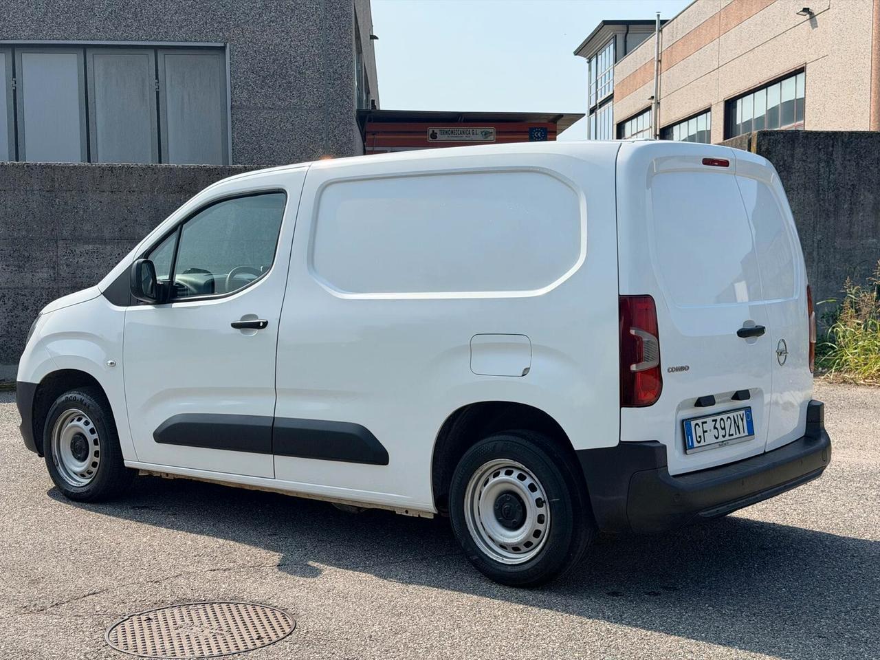 Opel Combo Cargo 1.5 Diesel 100CV Edition Euro 6 - 2022 - 185.000 km