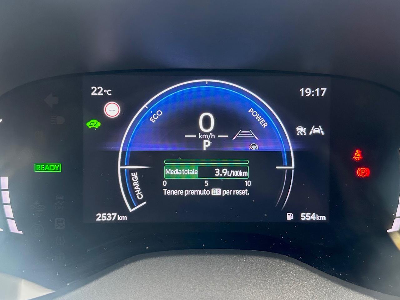 Toyota Yaris 1.5 Hybrid 5 porte Trend 2500 km! Full optional Nessun obbligo finanziario Permute