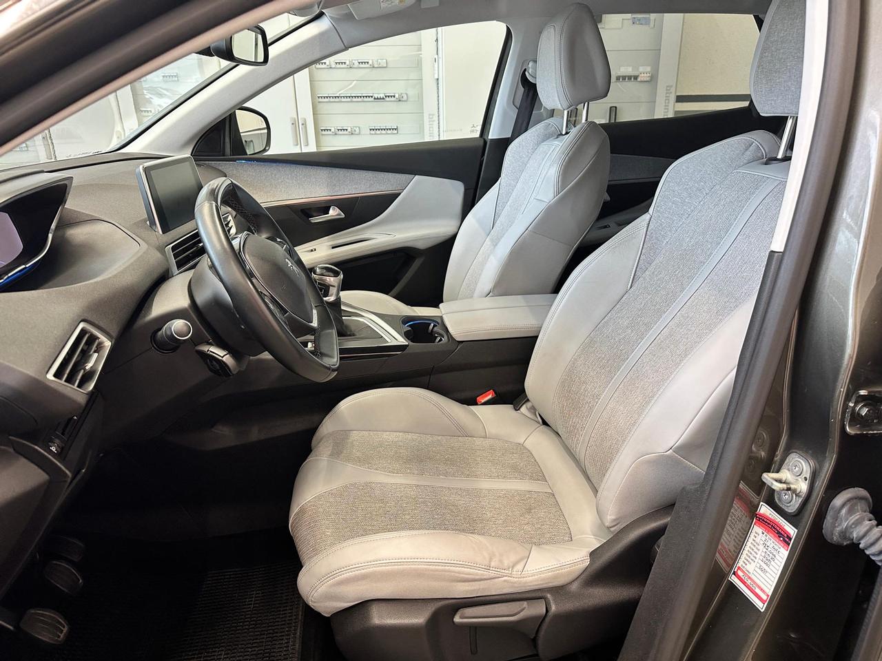 Peugeot 3008 1.2 puretech t Allure s&s 130cv my18