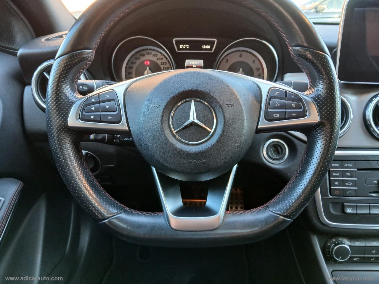 MERCEDES-BENZ GLA 200 d Automatic 4Matic Sport