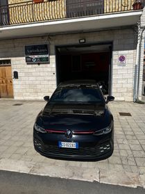 Golf 8 GTi 245cv Tetto apribile IQ-light Navi Radar