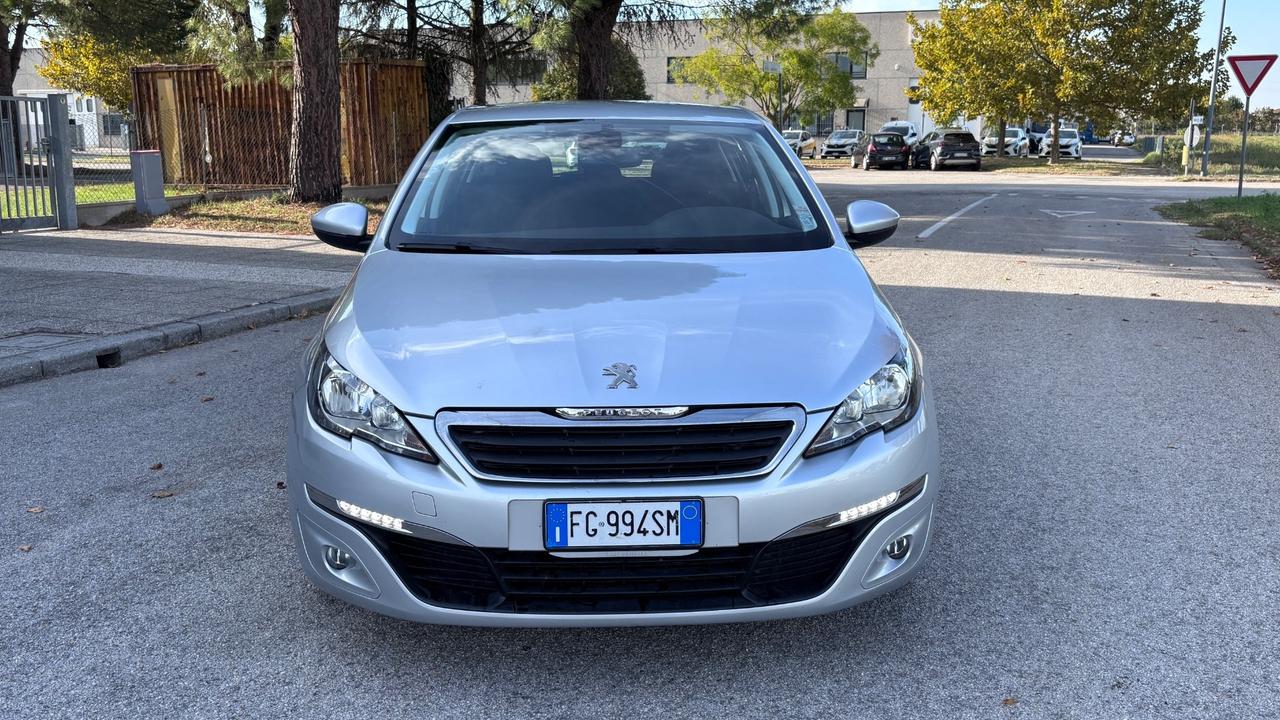Peugeot 308 BlueHDi 150 S&S Business