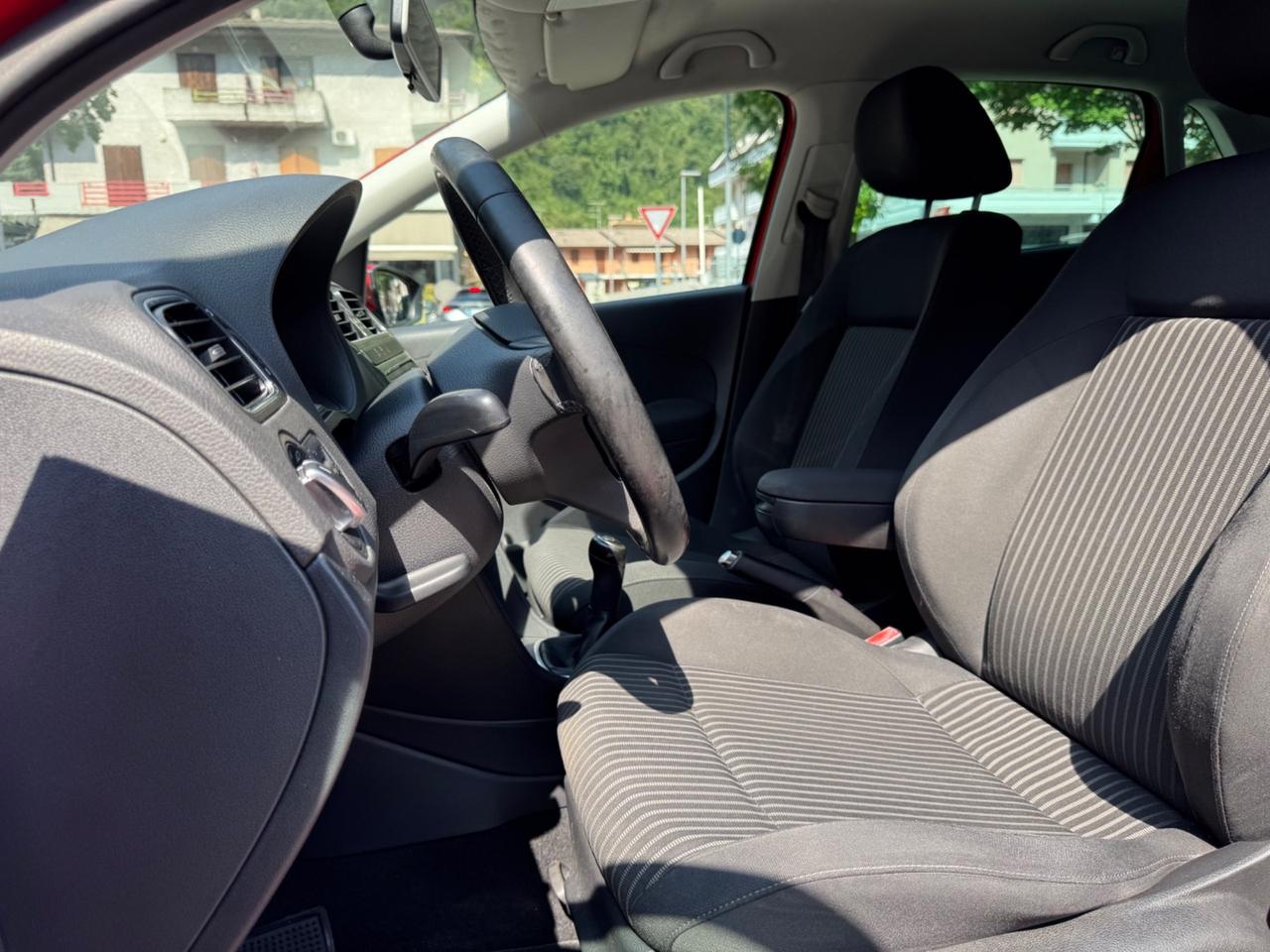 Volkswagen Polo 1.4 5 porte TAGLIANDATA - OK NEOPATENTATI