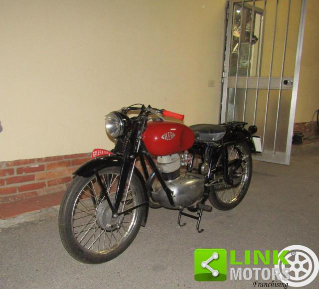 GILERA 150 Sport Turisma