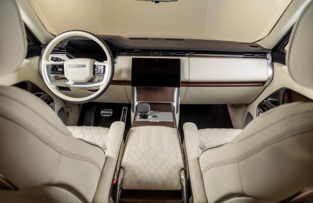 LAND ROVER Range Rover 4.4 V8 Autobiography LWB 7 posti Overfinch Edition