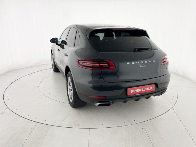 PORSCHE Macan 2.0