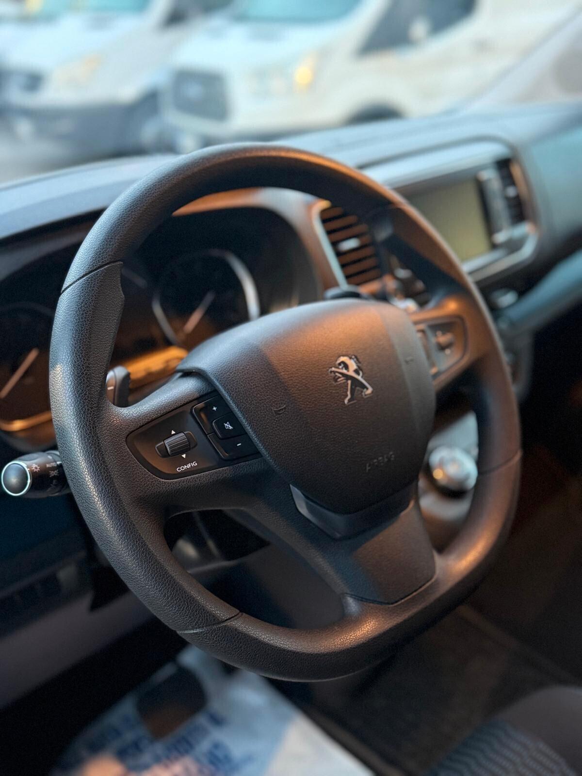 Peugeot Traveller BlueHDi 120 S&S Compact Active 8 POSTI