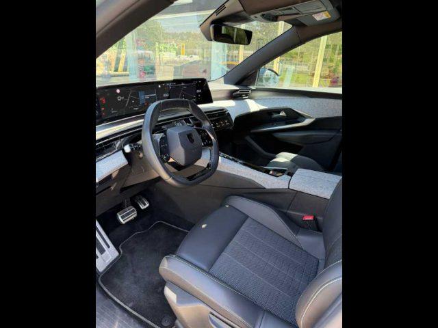 PEUGEOT 3008 3ª serie - Hybrid 136 e-DCS6 GT