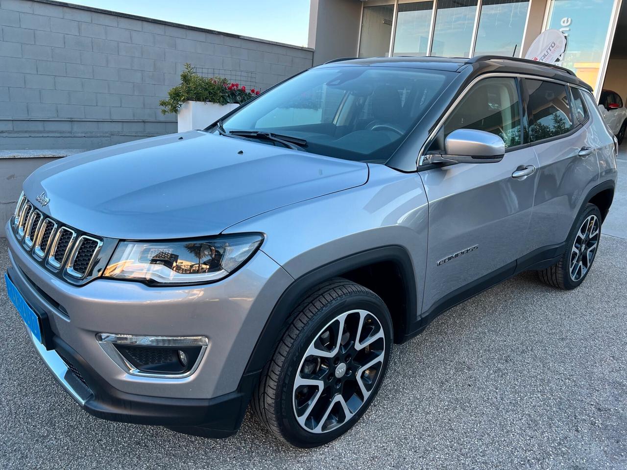 Jeep Compass 2.0 mjt Limited 4wd 140cv AUTOM/NAVI/ACC/19" PERF.