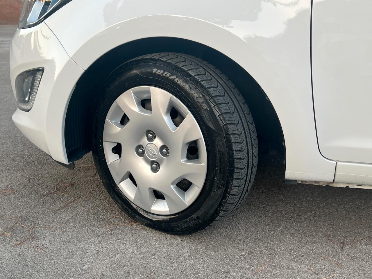 Hyundai i20 1.1 CRDi Sound Edition 1proprietario