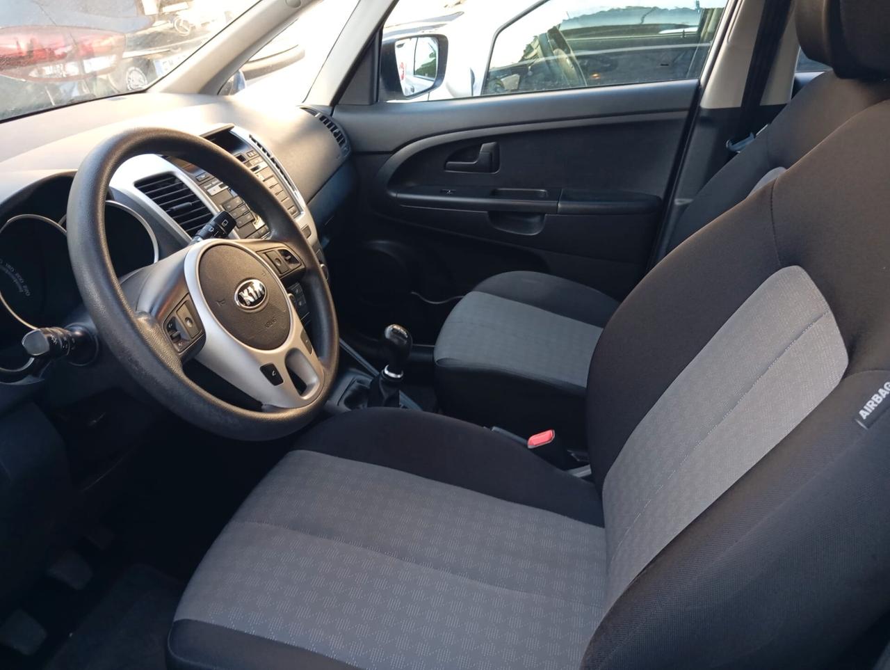 Kia Venga 1.4 CVVT Active multispazio valuto permute