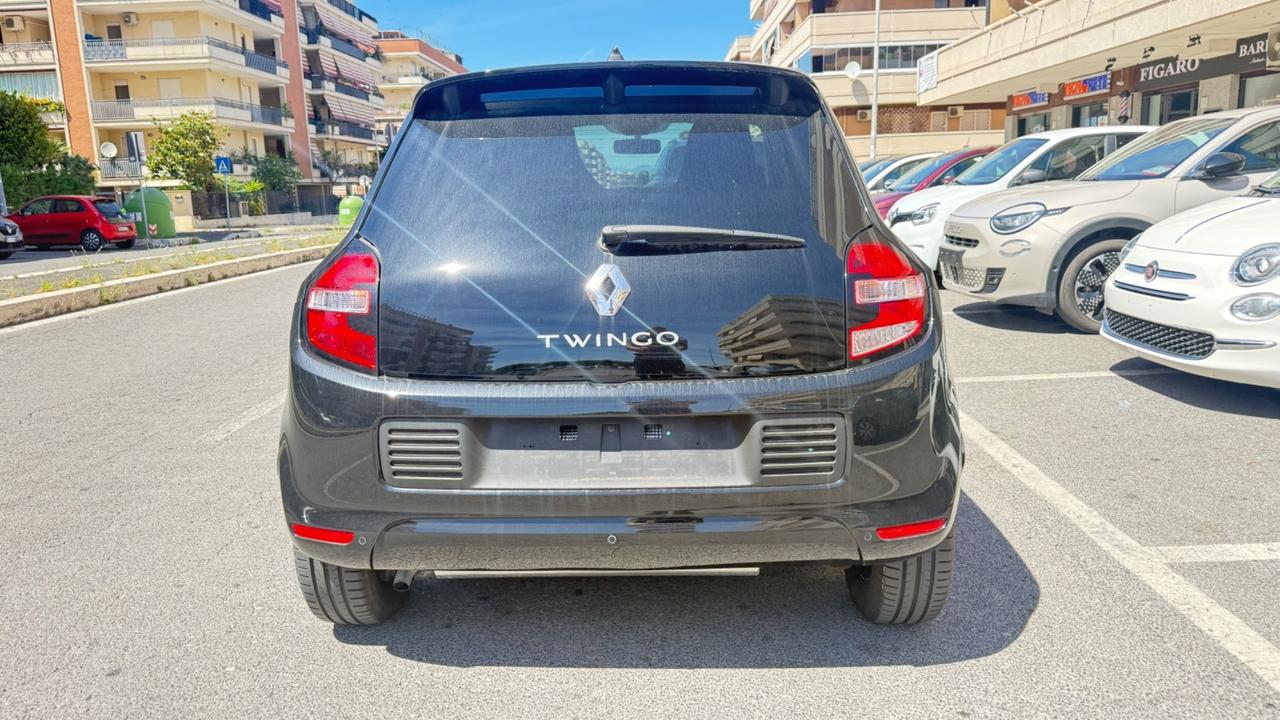 Renault Twingo LIMITEED C.AUTOMATICATO LED PDC BLUETOOTH CERCHI 16 SEDILI RISCALDATI