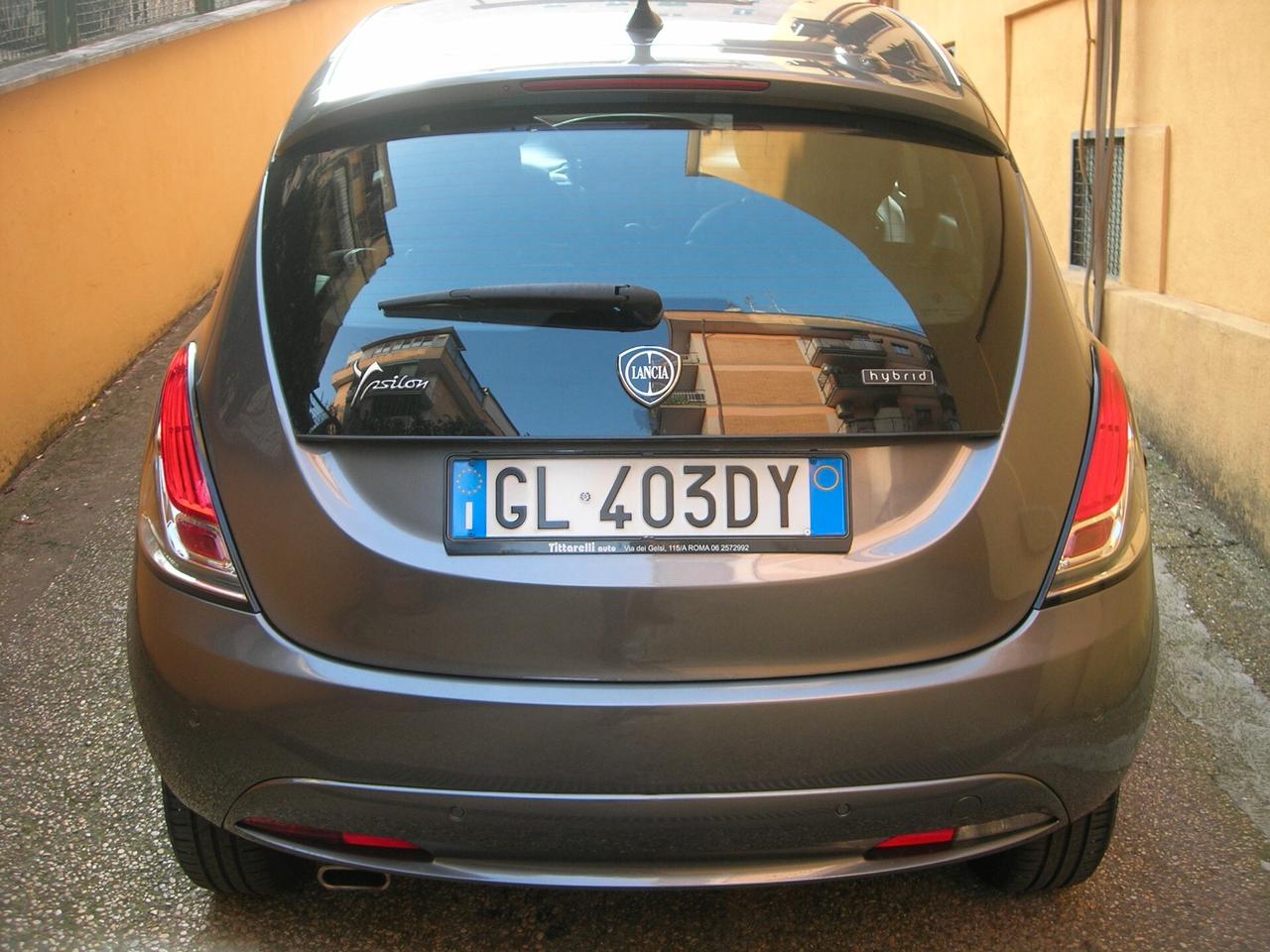Lancia Ypsilon 1.0 FireFly 5 porte S&S Hybrid Gold